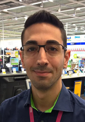 Arash Shirkhan, Mitarbeiter im Elgiganten Megastore in Helsingborg, Schweden